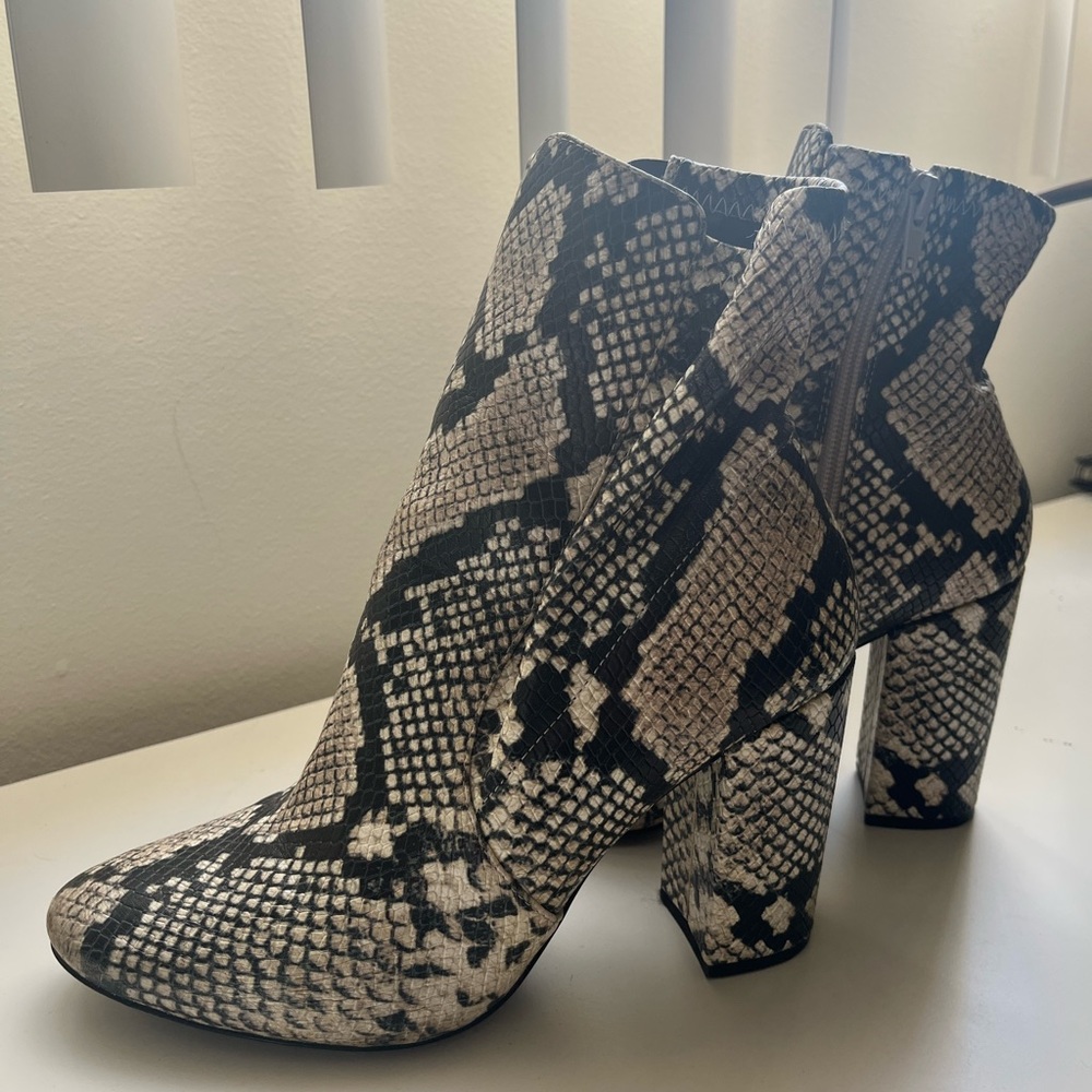 Aldo booties - Picture 5 of 6